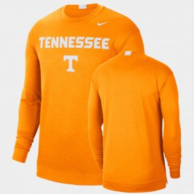 College Basketball Tennessee Volunteers Basketball Team Spotlight Longsleeve Men's Orange T-Shirt 186885-812 College Basketball Tennessee Volunteers Basketball Team Spotlight Longsleeve Men's Orange T-Shirt 186885-812
